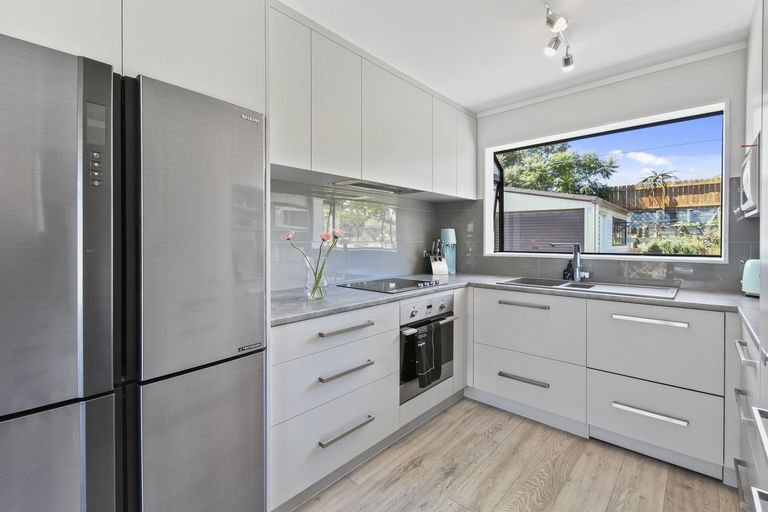 Photo of property in 34 Bluewater Place, Wattle Downs, Auckland, 2103