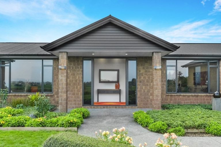 Photo of property in 7 Windleborn Road, Ngahinapouri, Hamilton, 3290