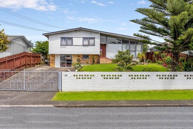 Photo of property in 69 Ferguson Street, Manurewa East, Auckland, 2102