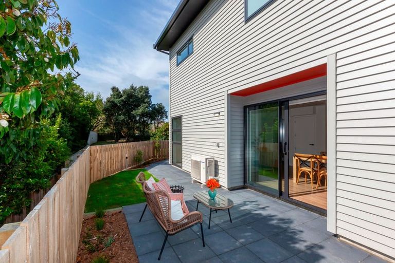Photo of property in 77 Amohia Street, Paraparaumu, 5032