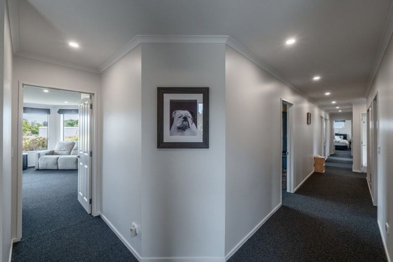 Photo of property in 33 Marama Avenue South, Otatara, Invercargill, 9879