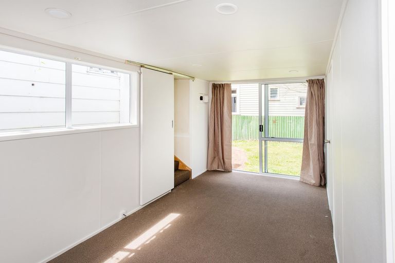 Photo of property in 18 Root Street, Gisborne, 4010