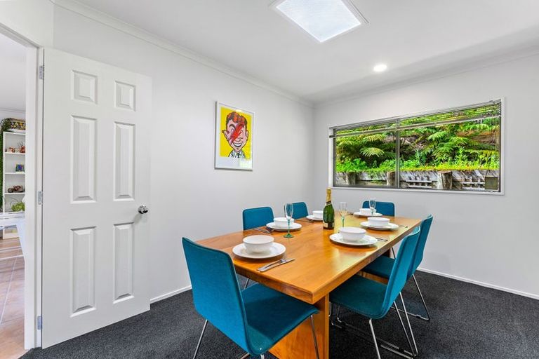 Photo of property in 257 Kaipara Road, Papakura, 2582