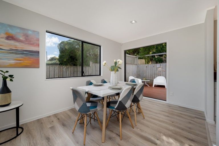 Photo of property in 3/212 Moore Street, Howick, Auckland, 2014