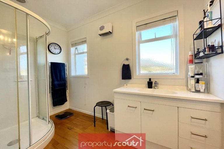 Photo of property in 3b Wheeler Place, Upper Vogeltown, New Plymouth, 4310