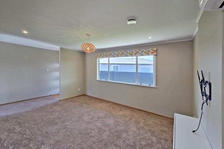 Photo of property in 132 Gloucester Street, Taradale, Napier, 4112