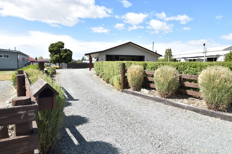 Photo of property in 75 Irishman Drive, Twizel, 7901