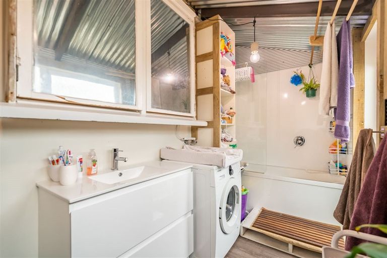 Photo of property in 64 Larchmont Grove, Totara Park, Upper Hutt, 5018