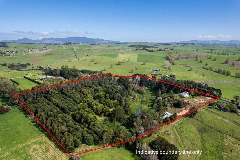 Photo of property in 8 Draffin Road, Poroti, Whangarei, 0179