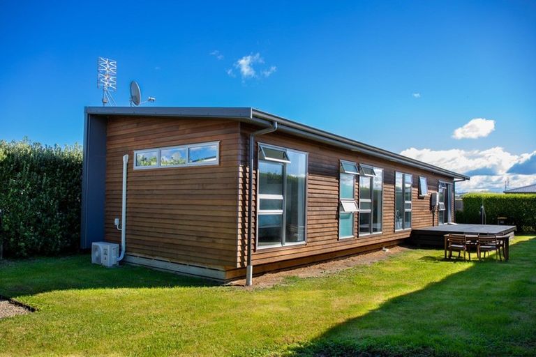 Photo of property in 15 Tuscan Lane, Martinborough, 5711