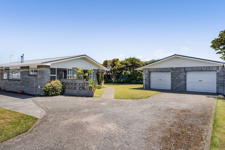 Photo of property in 54 Murray Avenue, Hawera, 4610