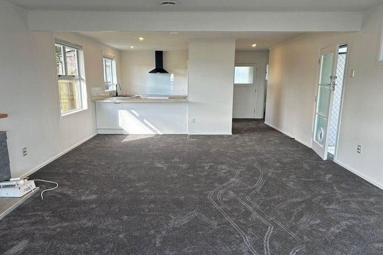 Photo of property in 9 Awaroa Road, Helensville, 0800