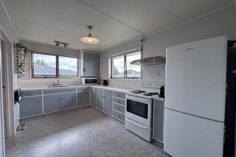 Photo of property in 2 Westwind Place, Feilding, 4702