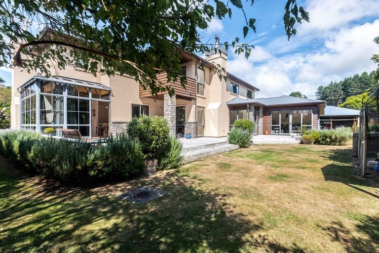 Photo of property in 55 Furlong Crescent, Churton Park, Wellington, 6037