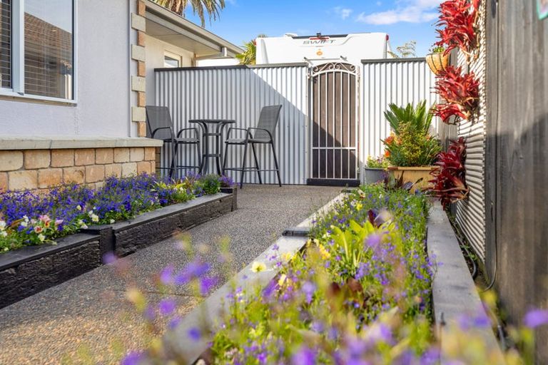 Photo of property in 37 Sorrento Key, Papamoa Beach, Papamoa, 3118