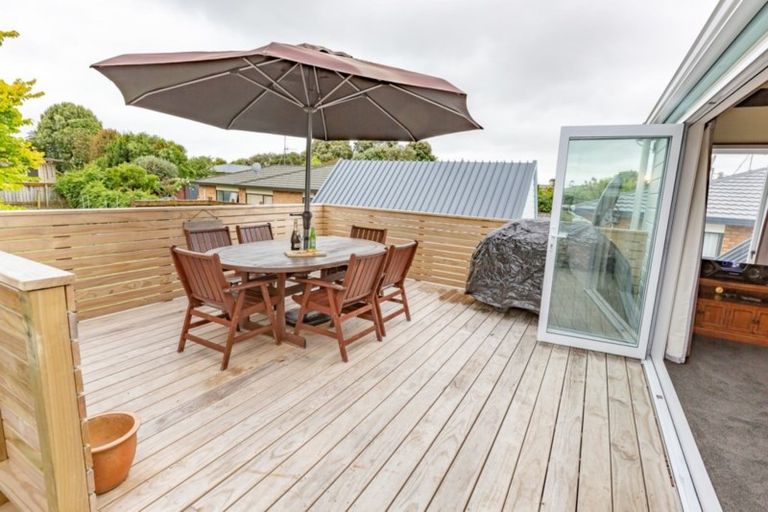 Photo of property in 13 Walton Road, Paraparaumu Beach, Paraparaumu, 5032
