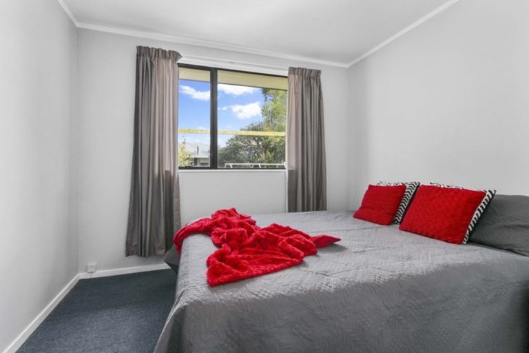 Photo of property in 19b Elizabeth Street, Papakura, 2110