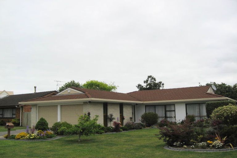 Photo of property in 11 Peridot Place, Conifer Grove, Takanini, 2112