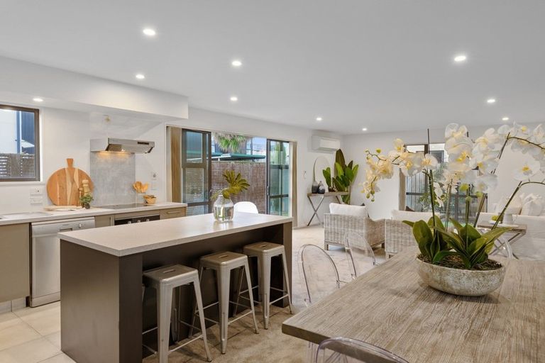 Photo of property in 128 Sherborne Street, St Albans, Christchurch, 8014