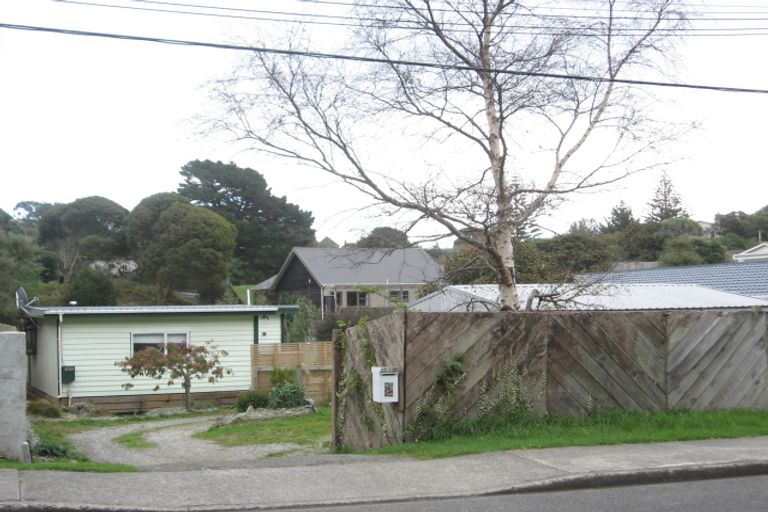 Photo of property in 76 Tennis Court Road, Raumati South, Paraparaumu, 5032