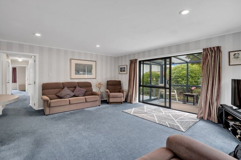 Photo of property in 32 Grove Avenue, Weston, Oamaru, 9401