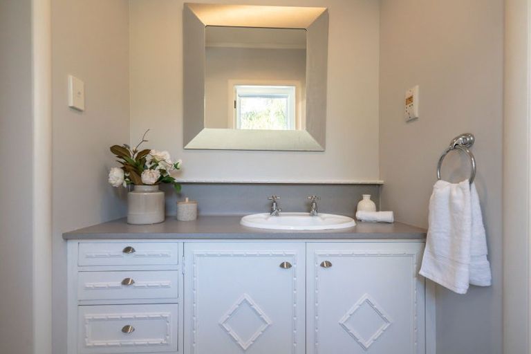 Photo of property in 12 Mansel Avenue, Hillcrest, Hamilton, 3216