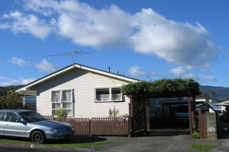 Photo of property in 38a Kairanga Crescent, Wainuiomata, Lower Hutt, 5014