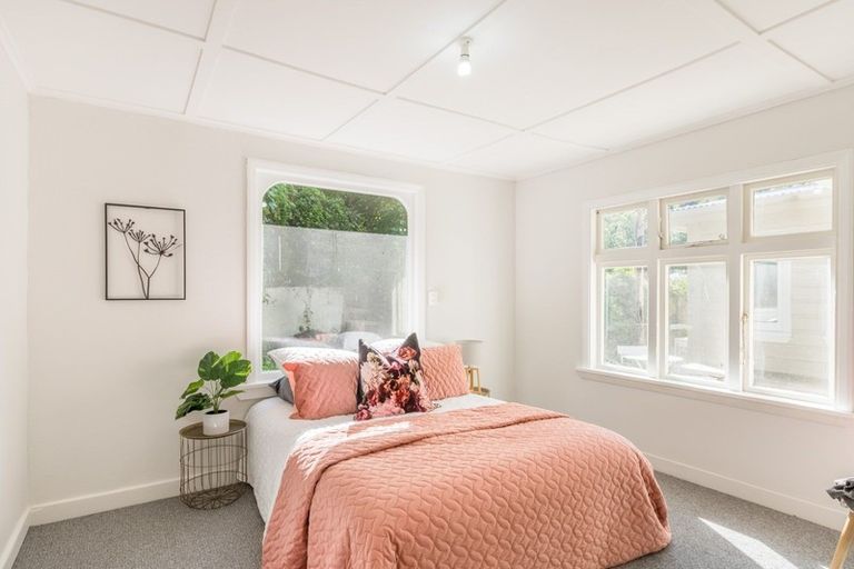 Photo of property in 104 Holloway Road, Aro Valley, Wellington, 6021