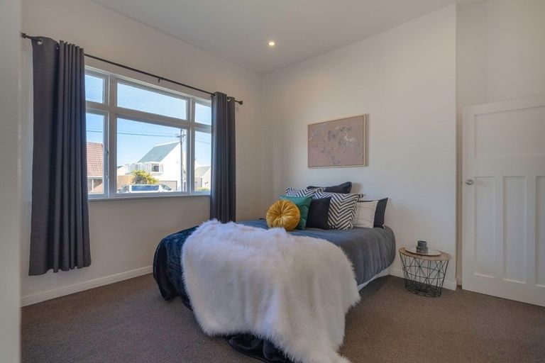 Photo of property in 40 Weraroa Road, Levin, 5510