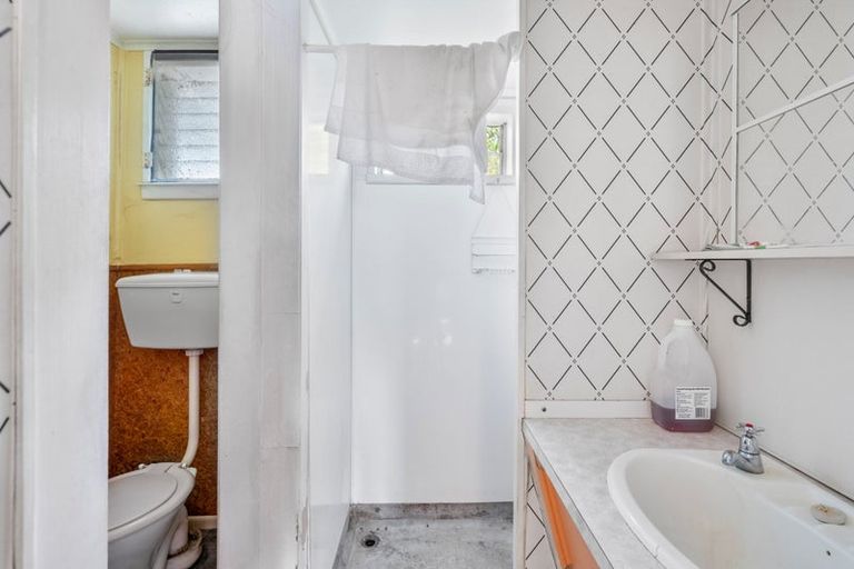 Photo of property in 5a Churchill Street, Kensington, Whangarei, 0112