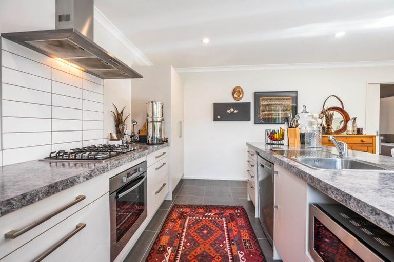 Photo of property in 2/38 Kinloch Road, Kinloch, Taupo, 3377