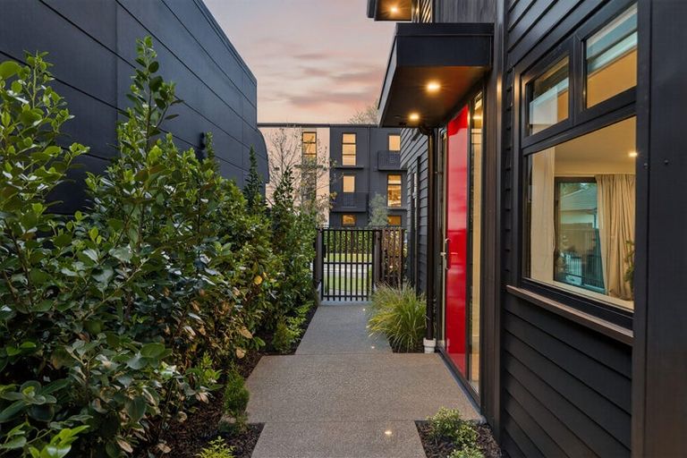 Photo of property in 212 Peterborough Street, Christchurch Central, Christchurch, 8013