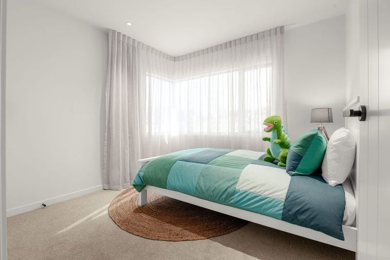 Photo of property in 33 Kauri Point Drive, Rototuna North, Hamilton, 3210