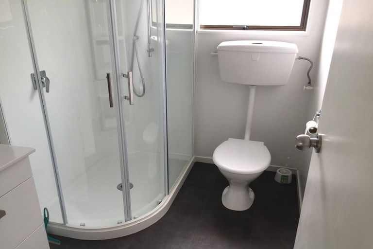 Photo of property in 11a Cradock Street, South New Brighton, Christchurch, 8062