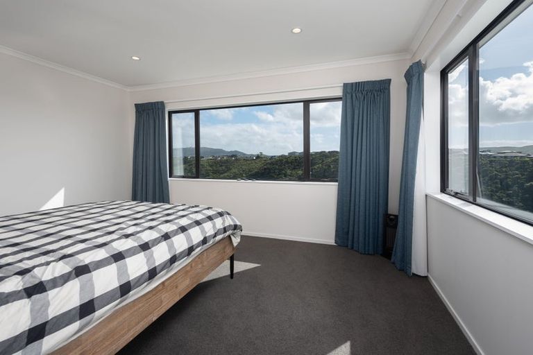 Photo of property in 62 Grenada Drive, Grenada Village, Wellington, 6037