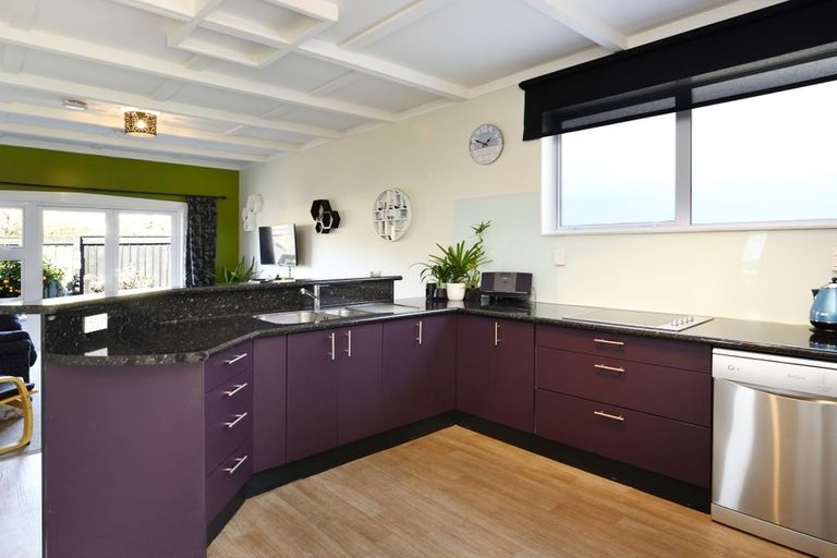 Photo of property in 180 Saint Vincent Street, Toi Toi, Nelson, 7010