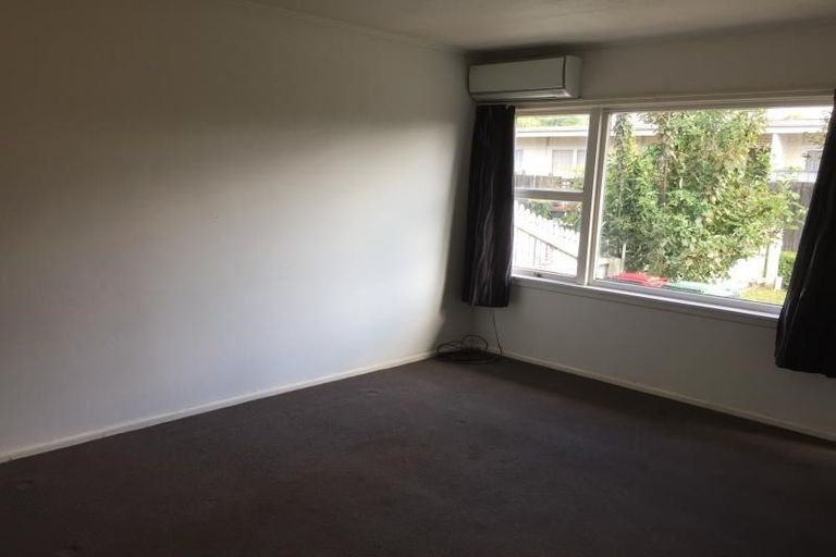 Photo of property in 5/9a Curletts Road, Sockburn, Christchurch, 8042