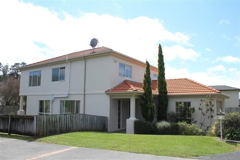 Photo of property in 43 Kinleith Way, Albany, Auckland, 0632
