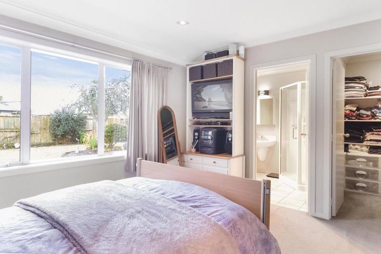 Photo of property in 15 Burr Street, Cambridge, 3434