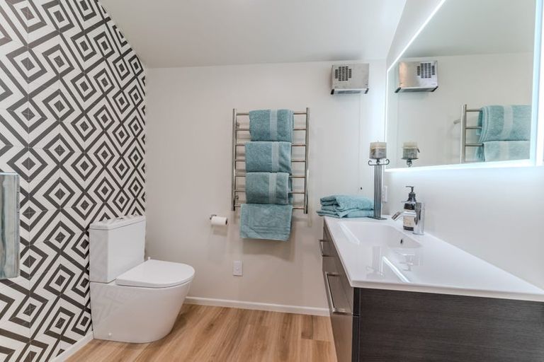 Photo of property in 10 Trudi Place, Green Island, Dunedin, 9018