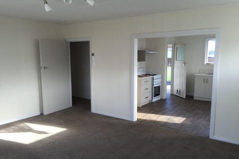 Photo of property in 15 Aberdeen Avenue, Takaro, Palmerston North, 4412