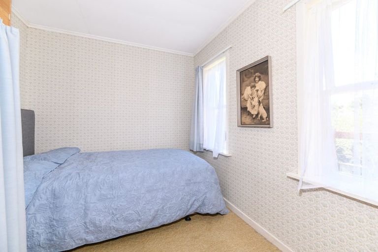 Photo of property in 17 Coronation Road, Hillcrest, Auckland, 0627