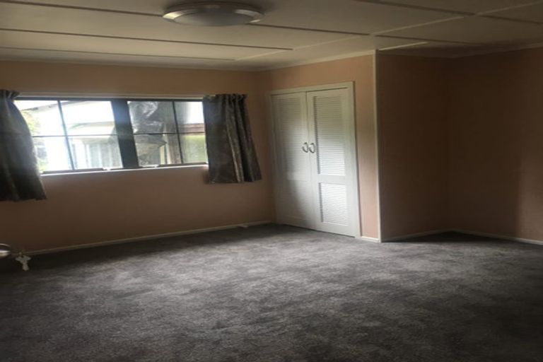 Photo of property in 695 State Highway 16, Kumeu, 0891