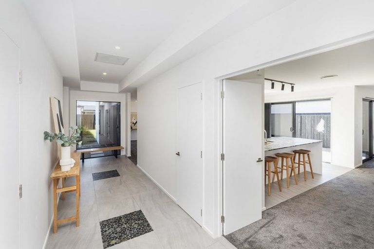 Photo of property in 3 Gerard Place, Rangiora, 7400