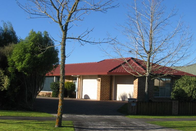 Photo of property in 5 Halcione Close, Flagstaff, Hamilton, 3210