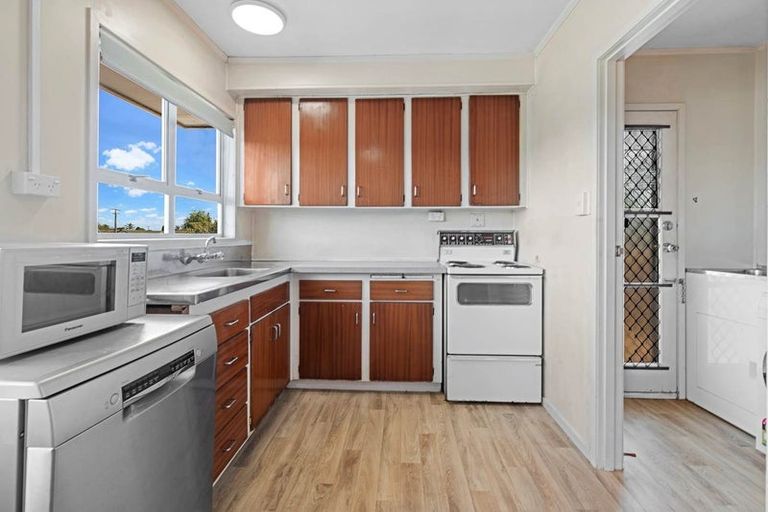 Photo of property in 4/16 King Edward Avenue, Papakura, 2110