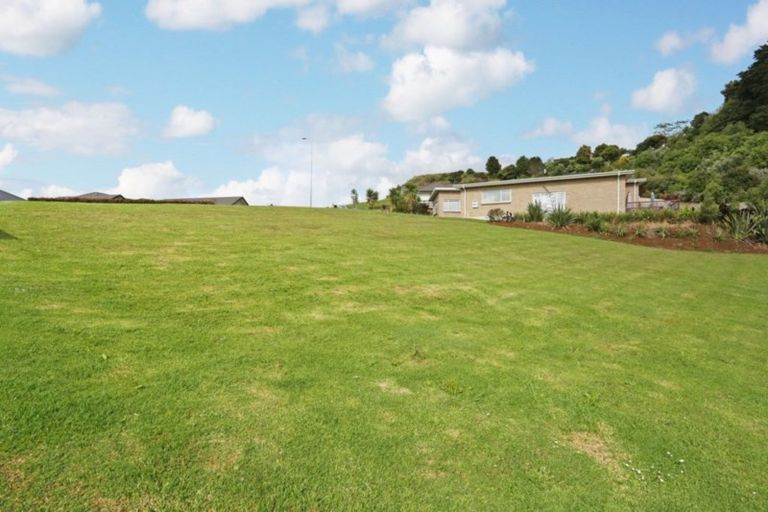 Photo of property in 9 Bob Craig Place, Pukekohe, 2120