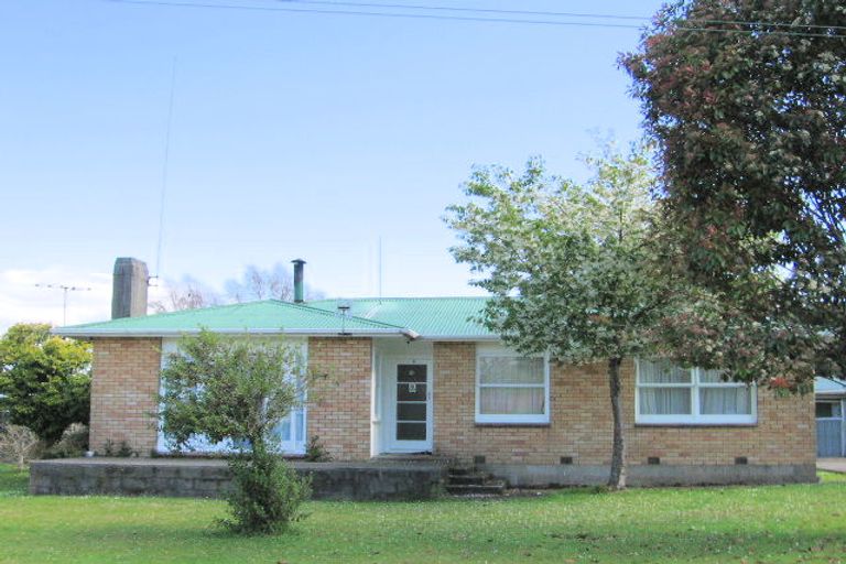 Photo of property in 6 Park Road, Western Heights, Rotorua, 3015