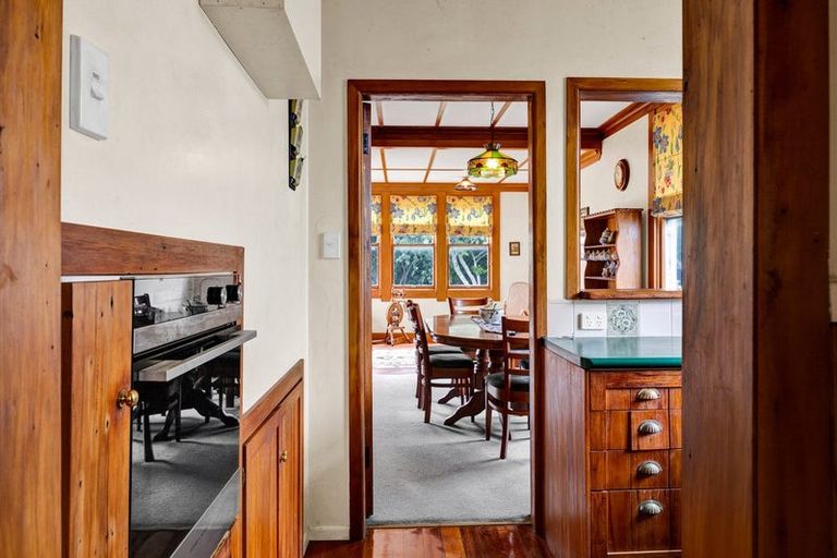 Photo of property in 17 Caplen Street, Hawera, 4610