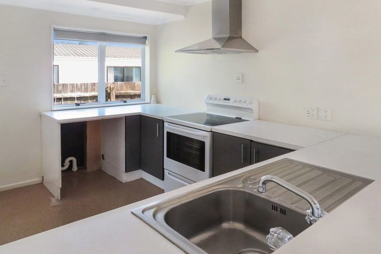 Photo of property in 5 Memphis Grove, Totara Park, Upper Hutt, 5018